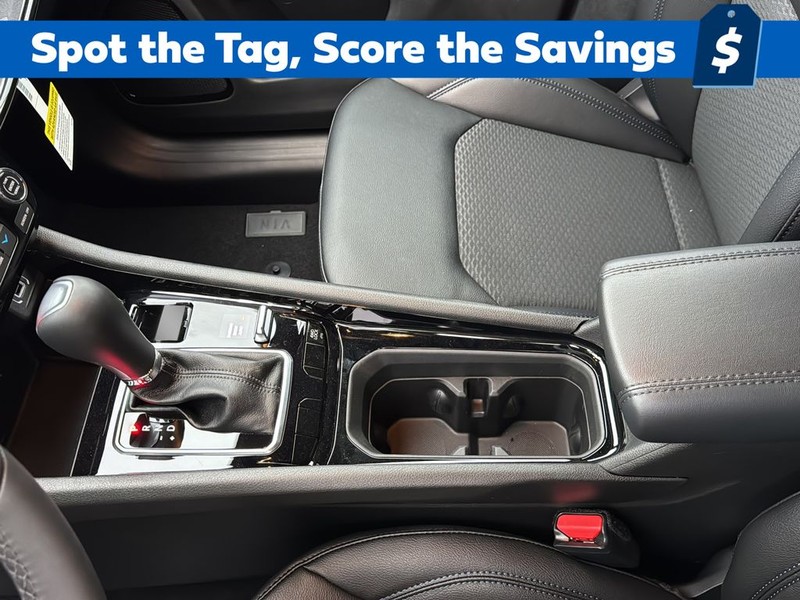 Jeep Compass Vehicle Full-screen Gallery Image 21