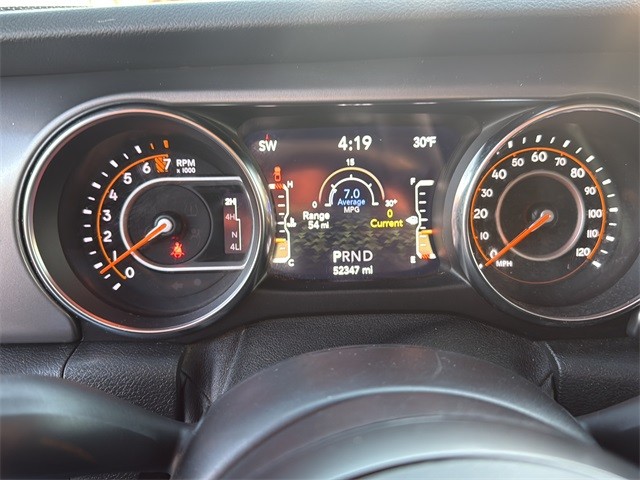 Jeep Gladiator Vehicle Full-screen Gallery Image 12