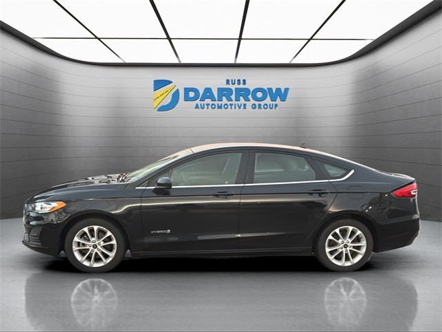 Ford Fusion Hybrid Vehicle Full-screen Gallery Image 2
