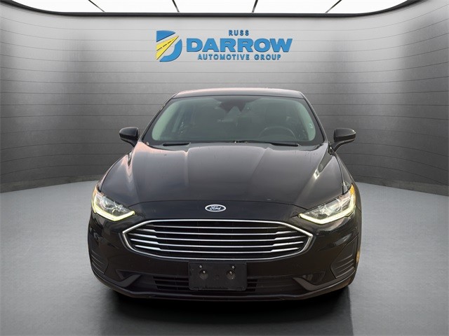 Ford Fusion Hybrid Vehicle Full-screen Gallery Image 8