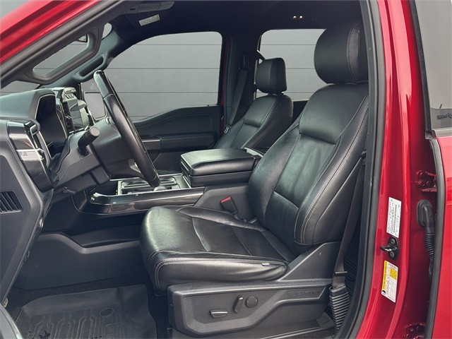 Ford F-150 Vehicle Full-screen Gallery Image 08