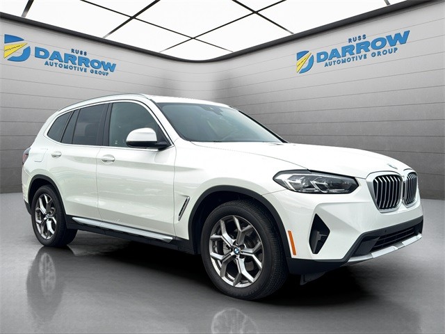 BMW X3 Vehicle Full-screen Gallery Image 07