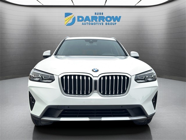 BMW X3 Vehicle Full-screen Gallery Image 08
