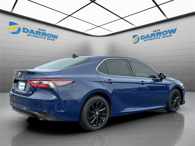 Toyota Camry Vehicle Full-screen Gallery Image 5
