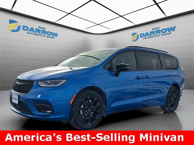 2026 Chrysler Pacifica Select's photo