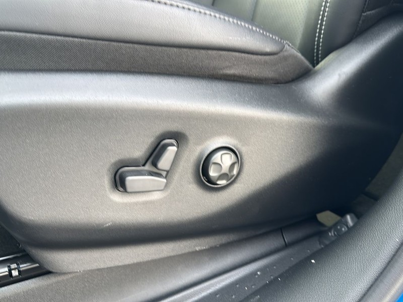 Chrysler Pacifica Vehicle Full-screen Gallery Image 27