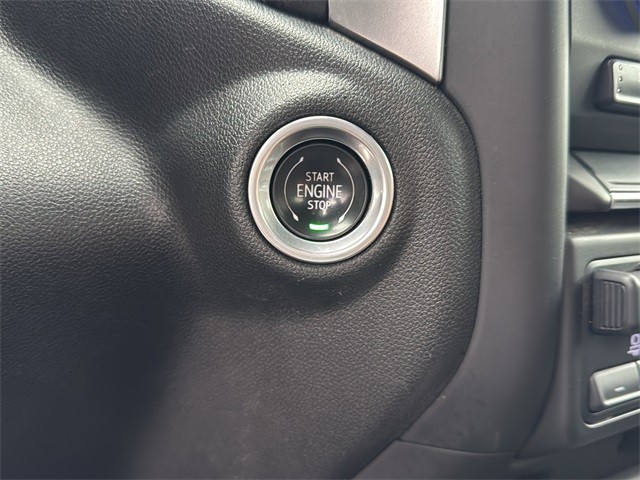 Chevrolet Silverado 1500 LTD Vehicle Full-screen Gallery Image 20