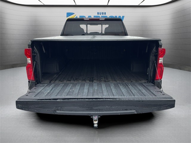 Chevrolet Silverado 1500 LTD Vehicle Full-screen Gallery Image 27