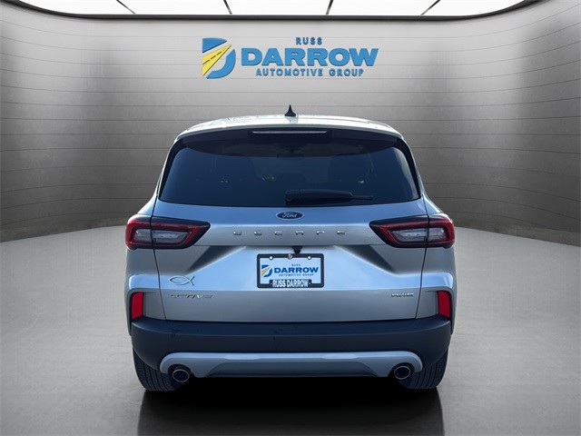 Ford Escape Vehicle Full-screen Gallery Image 04