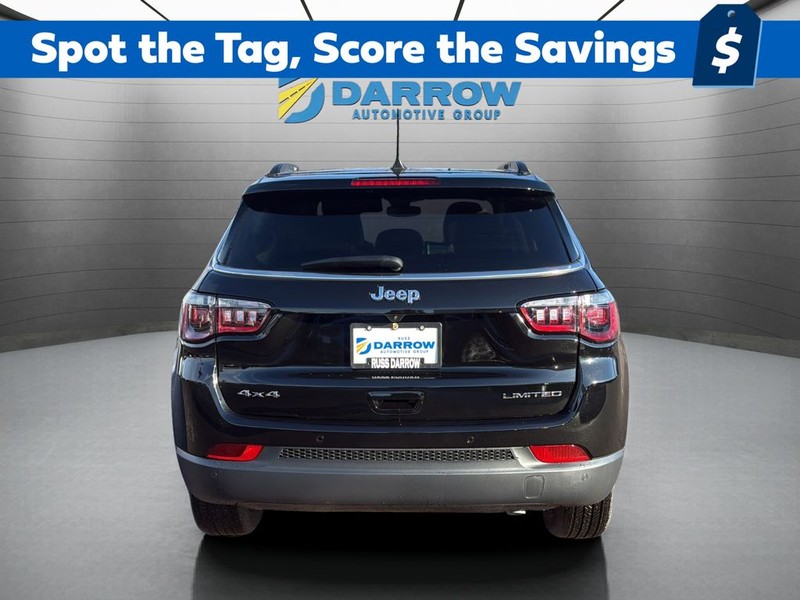 Jeep Compass Vehicle Full-screen Gallery Image 4