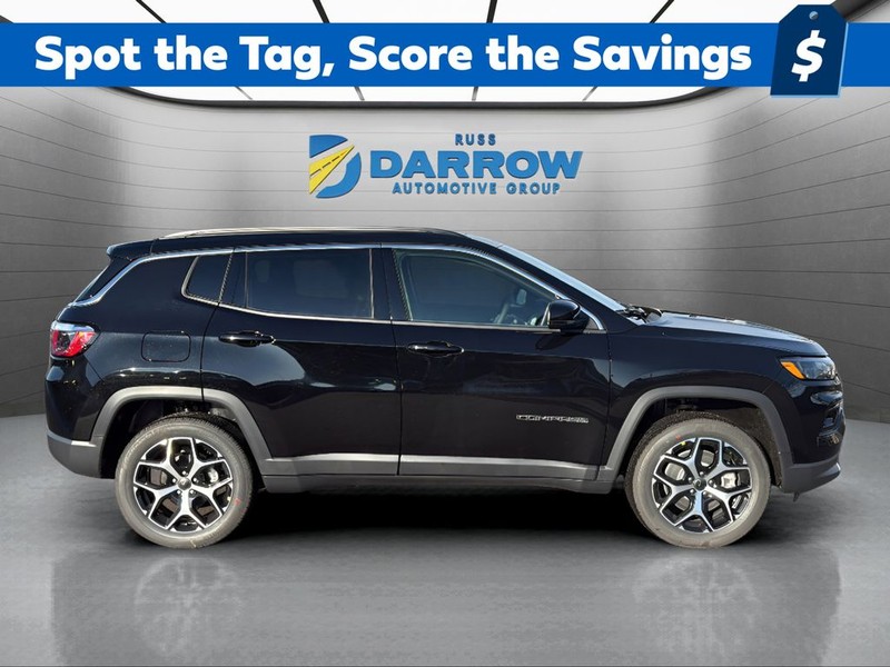 Jeep Compass Vehicle Full-screen Gallery Image 6