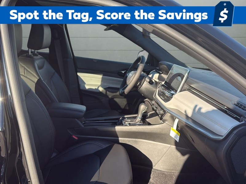 Jeep Compass Vehicle Full-screen Gallery Image 15