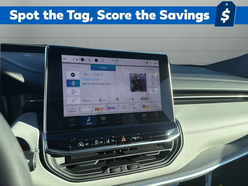 Jeep Compass Vehicle Full-screen Gallery Image 21