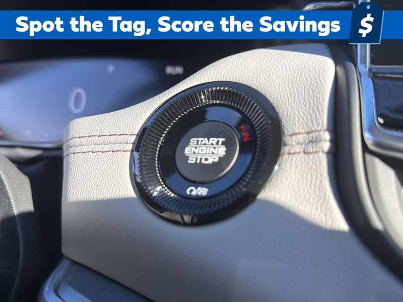 Jeep Compass Vehicle Full-screen Gallery Image 24