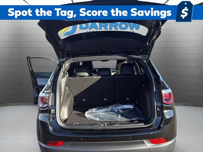 Jeep Compass Vehicle Full-screen Gallery Image 25