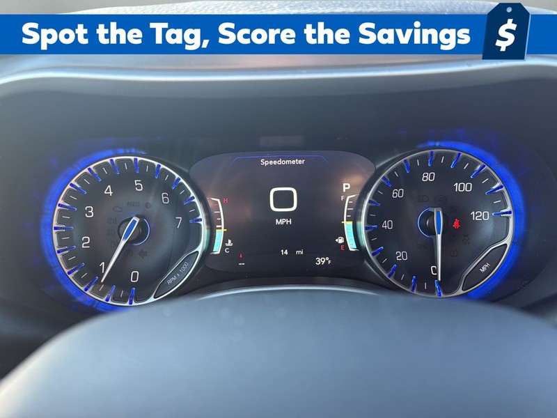 Chrysler Pacifica Vehicle Full-screen Gallery Image 13