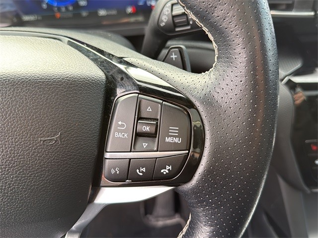 Ford Explorer Vehicle Full-screen Gallery Image 19