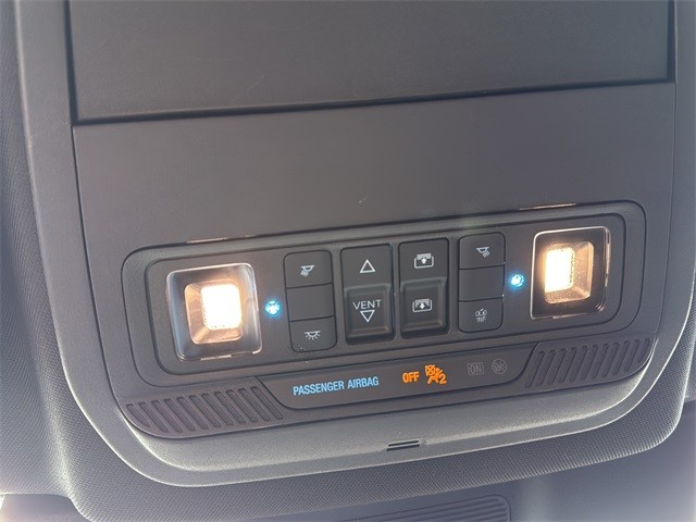 Ford Explorer Vehicle Full-screen Gallery Image 23