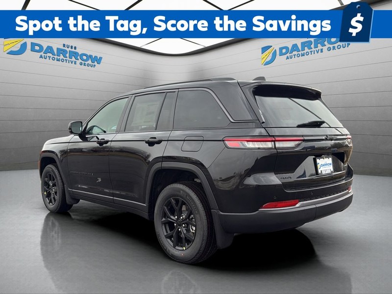 Jeep Grand Cherokee Vehicle Full-screen Gallery Image 3