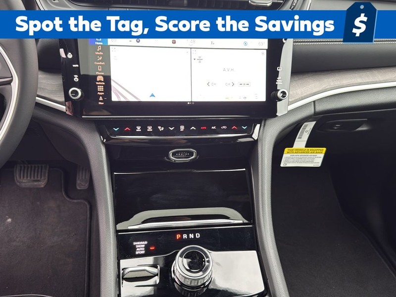 Jeep Grand Cherokee Vehicle Full-screen Gallery Image 23