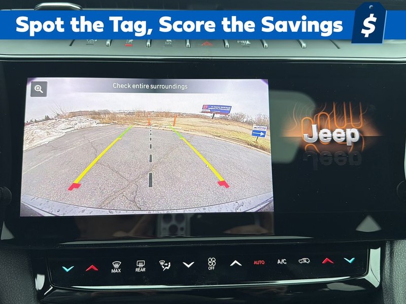 Jeep Grand Cherokee Vehicle Full-screen Gallery Image 25