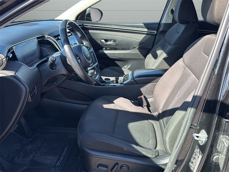 Hyundai Tucson Vehicle Full-screen Gallery Image 18