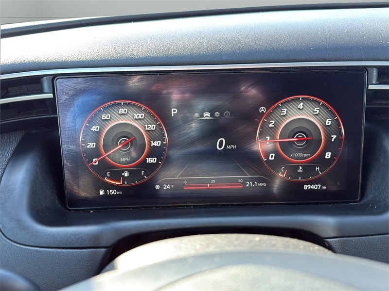 Hyundai Tucson Vehicle Full-screen Gallery Image 21