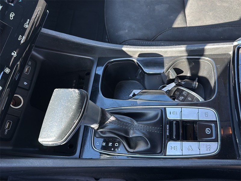 Hyundai Tucson Vehicle Full-screen Gallery Image 29