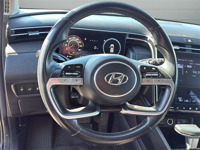 Hyundai Tucson Vehicle Full-screen Gallery Image 34