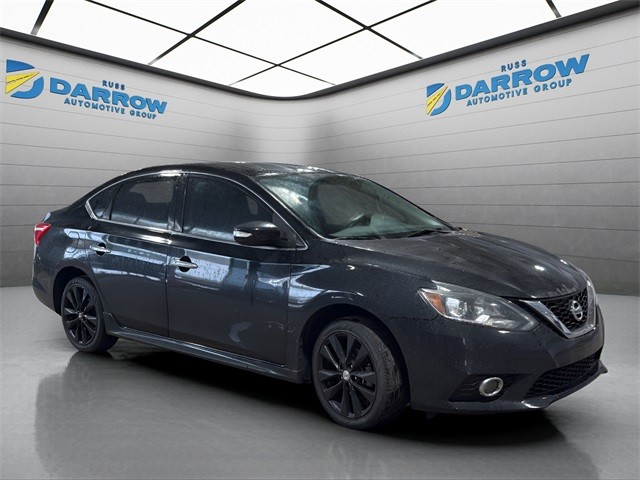 Nissan Sentra Vehicle Full-screen Gallery Image 7