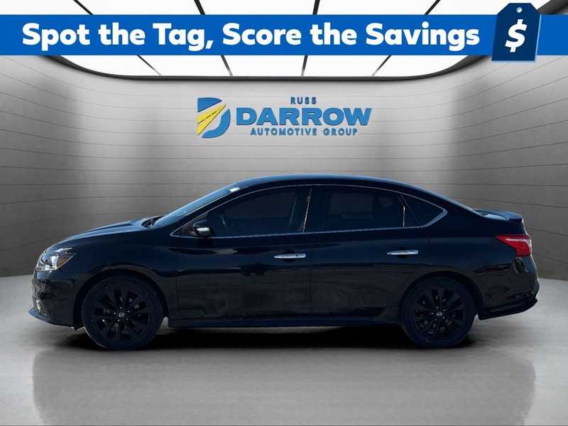 Nissan Sentra Vehicle Full-screen Gallery Image 02