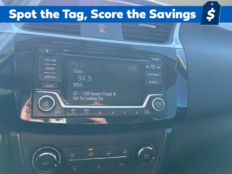 Nissan Sentra Vehicle Full-screen Gallery Image 20