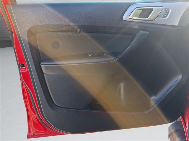 Ford Ranger Vehicle Full-screen Gallery Image 19