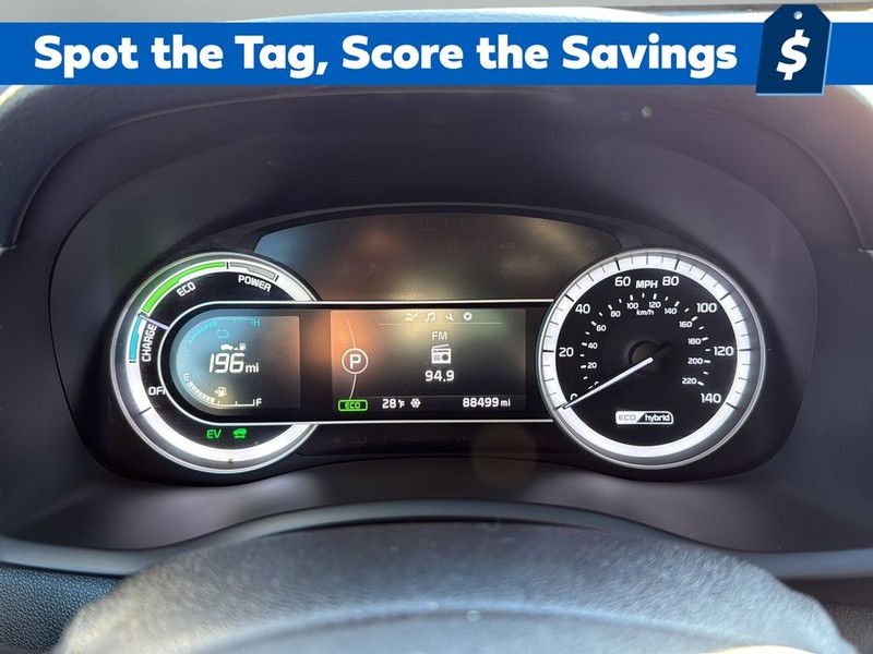 Kia Niro Vehicle Full-screen Gallery Image 12