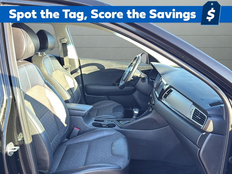 Kia Niro Vehicle Full-screen Gallery Image 14