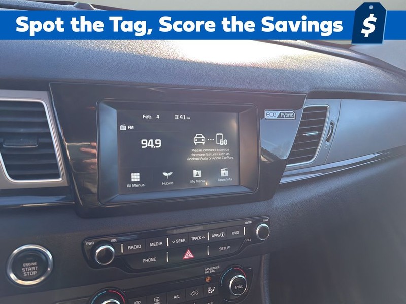 Kia Niro Vehicle Full-screen Gallery Image 21