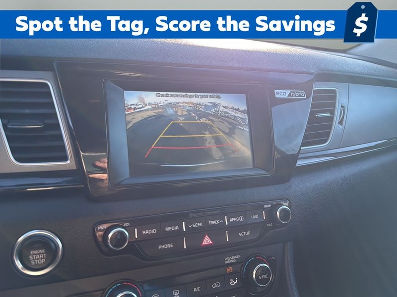 Kia Niro Vehicle Full-screen Gallery Image 22