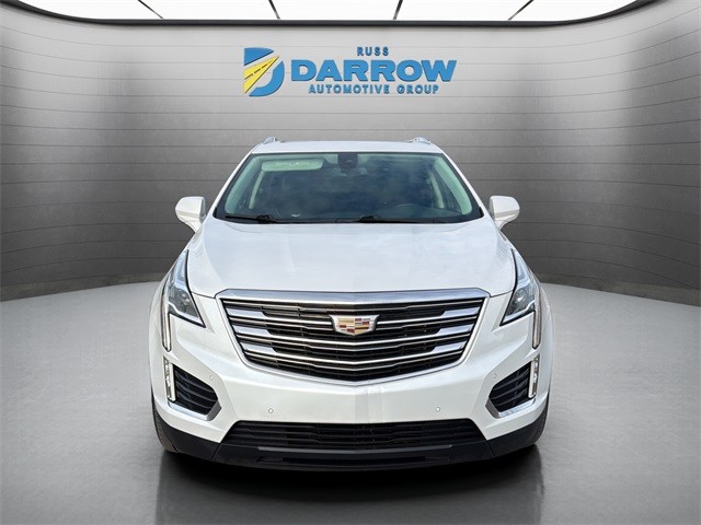 Cadillac XT5 Vehicle Full-screen Gallery Image 08
