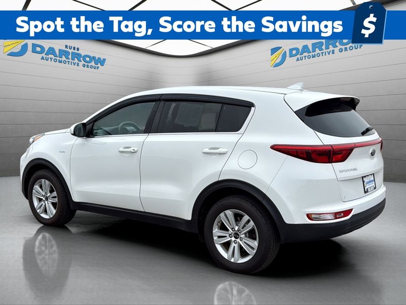 Kia Sportage Vehicle Full-screen Gallery Image 05