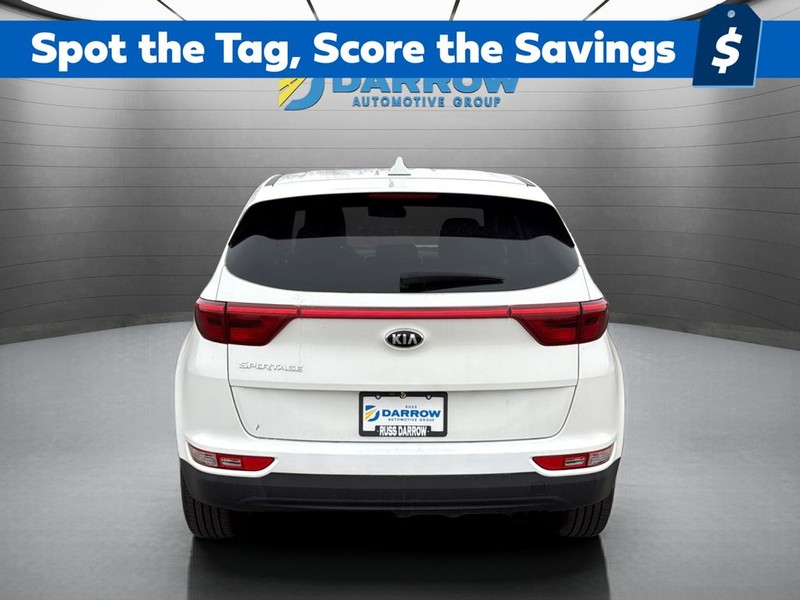 Kia Sportage Vehicle Full-screen Gallery Image 07