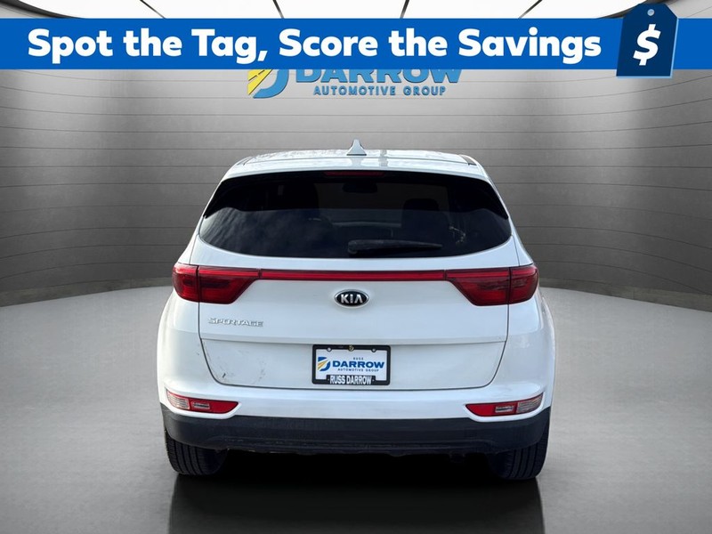 Kia Sportage Vehicle Full-screen Gallery Image 08