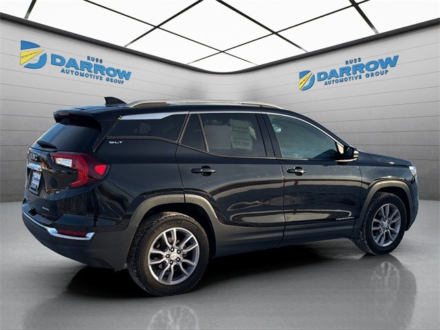 GMC Terrain Vehicle Full-screen Gallery Image 9