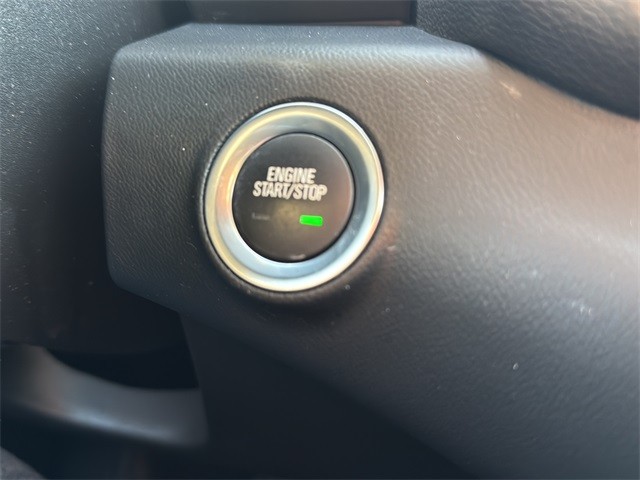 GMC Terrain Vehicle Full-screen Gallery Image 28