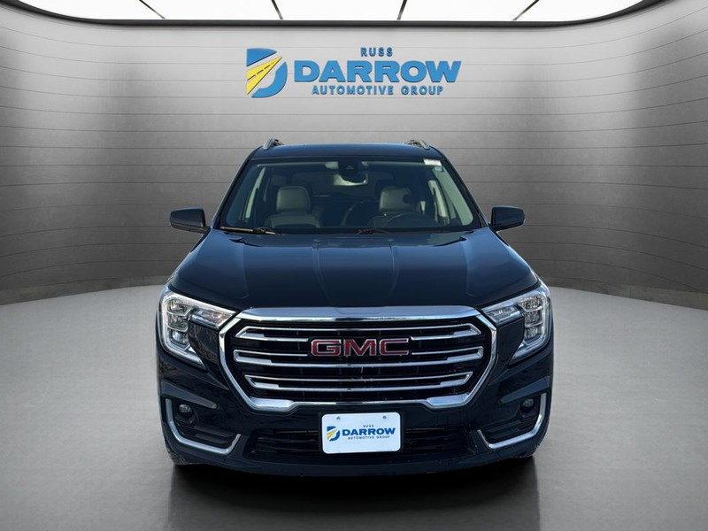 GMC Terrain Vehicle Full-screen Gallery Image 15