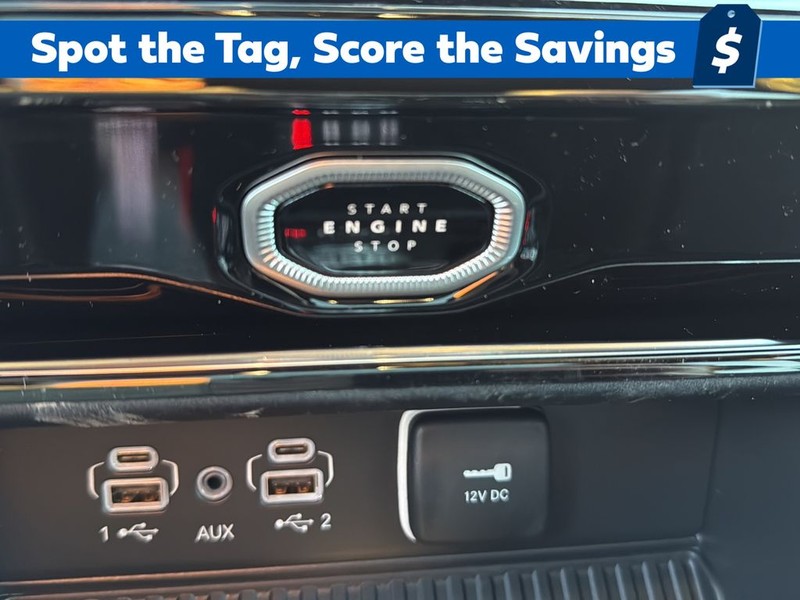 Jeep Grand Cherokee Vehicle Full-screen Gallery Image 21