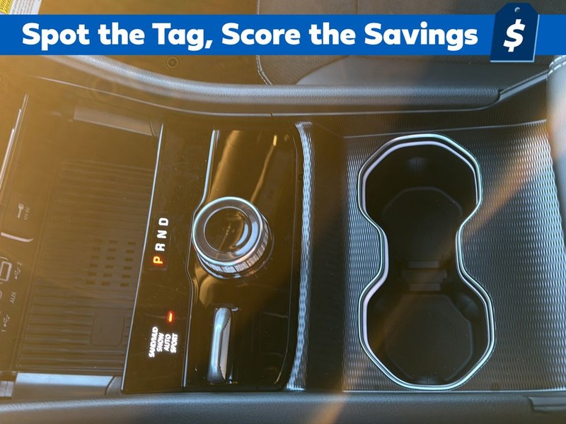 Jeep Grand Cherokee Vehicle Full-screen Gallery Image 22