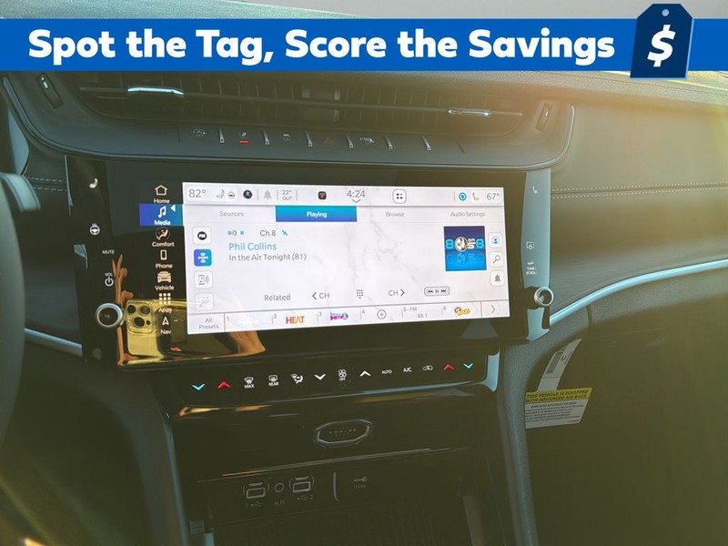 Jeep Grand Cherokee Vehicle Full-screen Gallery Image 23