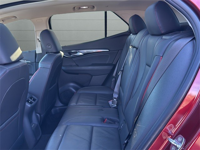 Buick Envision Vehicle Full-screen Gallery Image 17