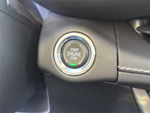 Buick Envision Vehicle Full-screen Gallery Image 21