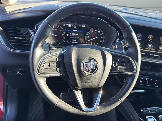 Buick Envision Vehicle Full-screen Gallery Image 29